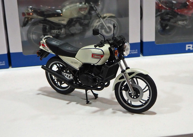 P5130004b.jpg