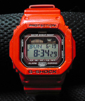 g-shock-5600red1.jpg