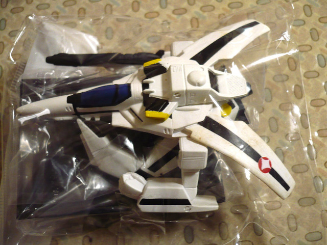 macross-vf1-3-02.JPG