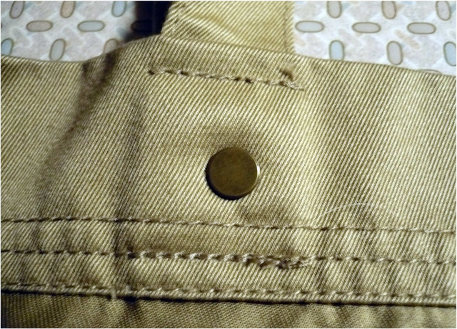 right-on-bag-chino04.jpg